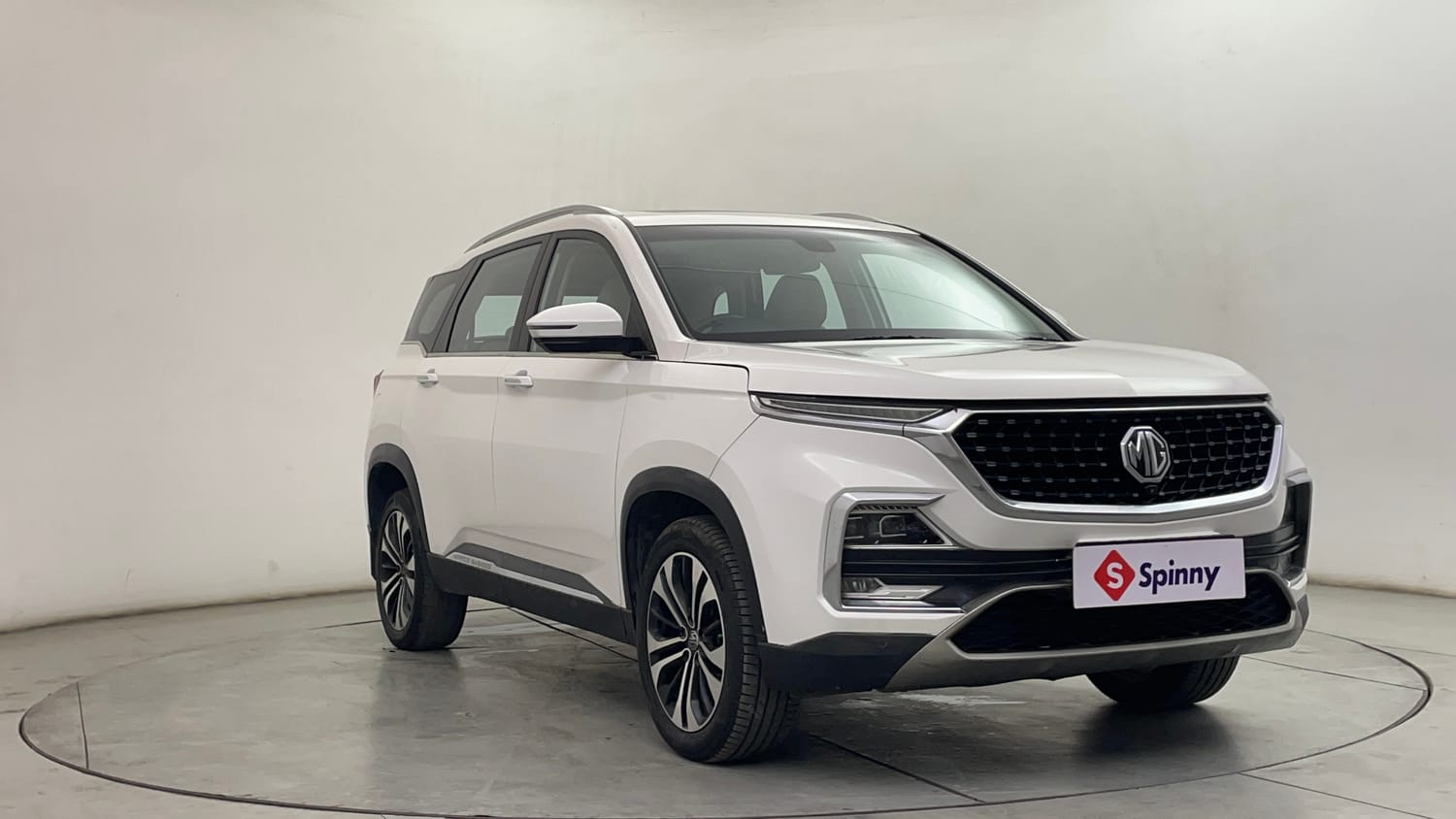 Used 2021 MG Motors Hector Sharp 1.5 Petrol CVT Petrol Automatic exterior RIGHT FRONT CORNER VIEW