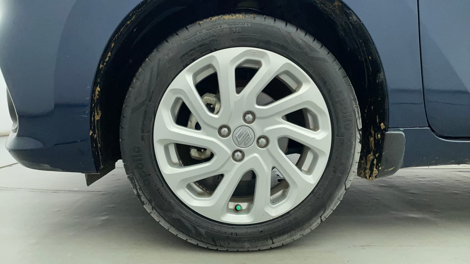 Used 2024 Maruti Suzuki Baleno Zeta AGS Petrol Automatic tyres LEFT FRONT TYRE RIM VIEW