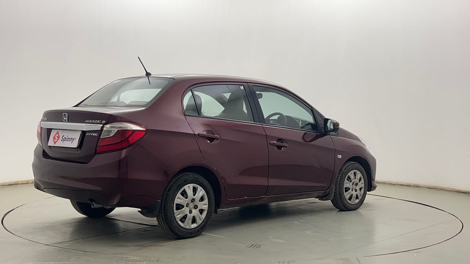 Used 2017 Honda Amaze 1.2 S i-VTEC Petrol Manual exterior RIGHT REAR CORNER VIEW