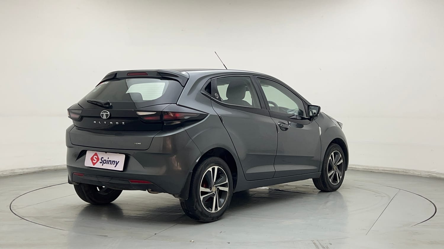 Used 2024 Tata Altroz XZ iCNG Cng Manual exterior RIGHT REAR CORNER VIEW
