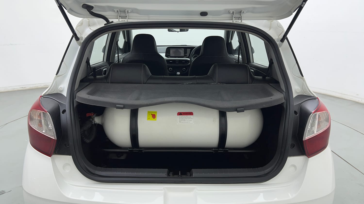 Used 2022 Hyundai Grand i10 Nios Sportz 1.2 Kappa VTVT CNG Cng Manual interior DICKY INSIDE VIEW