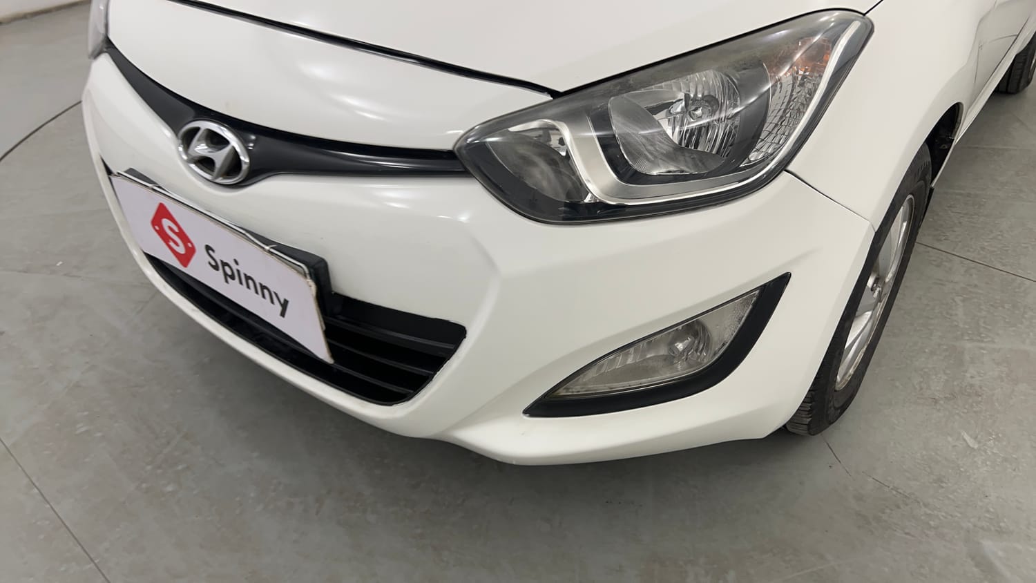 Used 2012 Hyundai i20 Asta 1.2 Petrol Manual dents MINOR SCRATCH