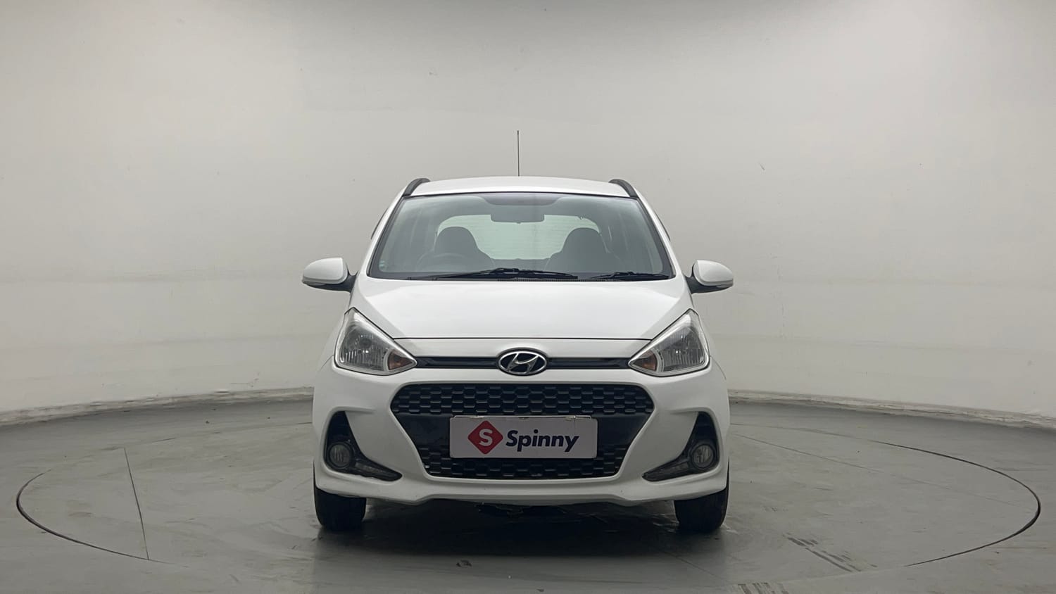 Used 2019 Hyundai Grand i10 Sportz 1.2 Kappa VTVT CNG (Outside Fitted) Cng Manual exterior FRONT VIEW