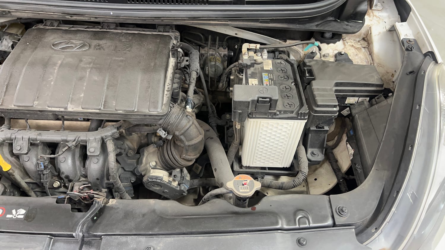 Used 2022 Hyundai Aura SX 1.2 Petrol Petrol Manual engine ENGINE LEFT SIDE VIEW
