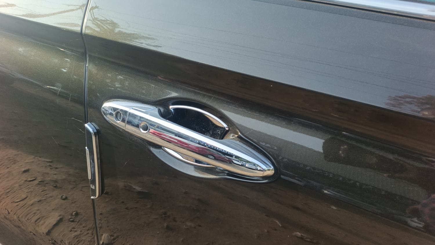 Used 2023 Honda City ZX Petrol Petrol Manual dents MINOR SCRATCH