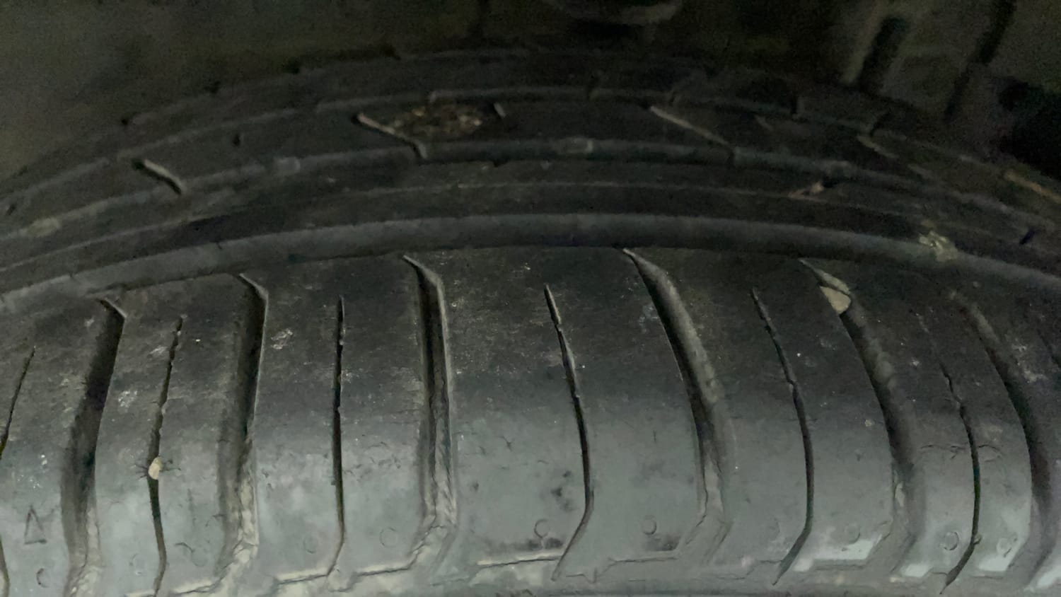 Used 2018 Tata Nexon XZ Plus Diesel Diesel Manual tyres LEFT REAR TYRE TREAD VIEW