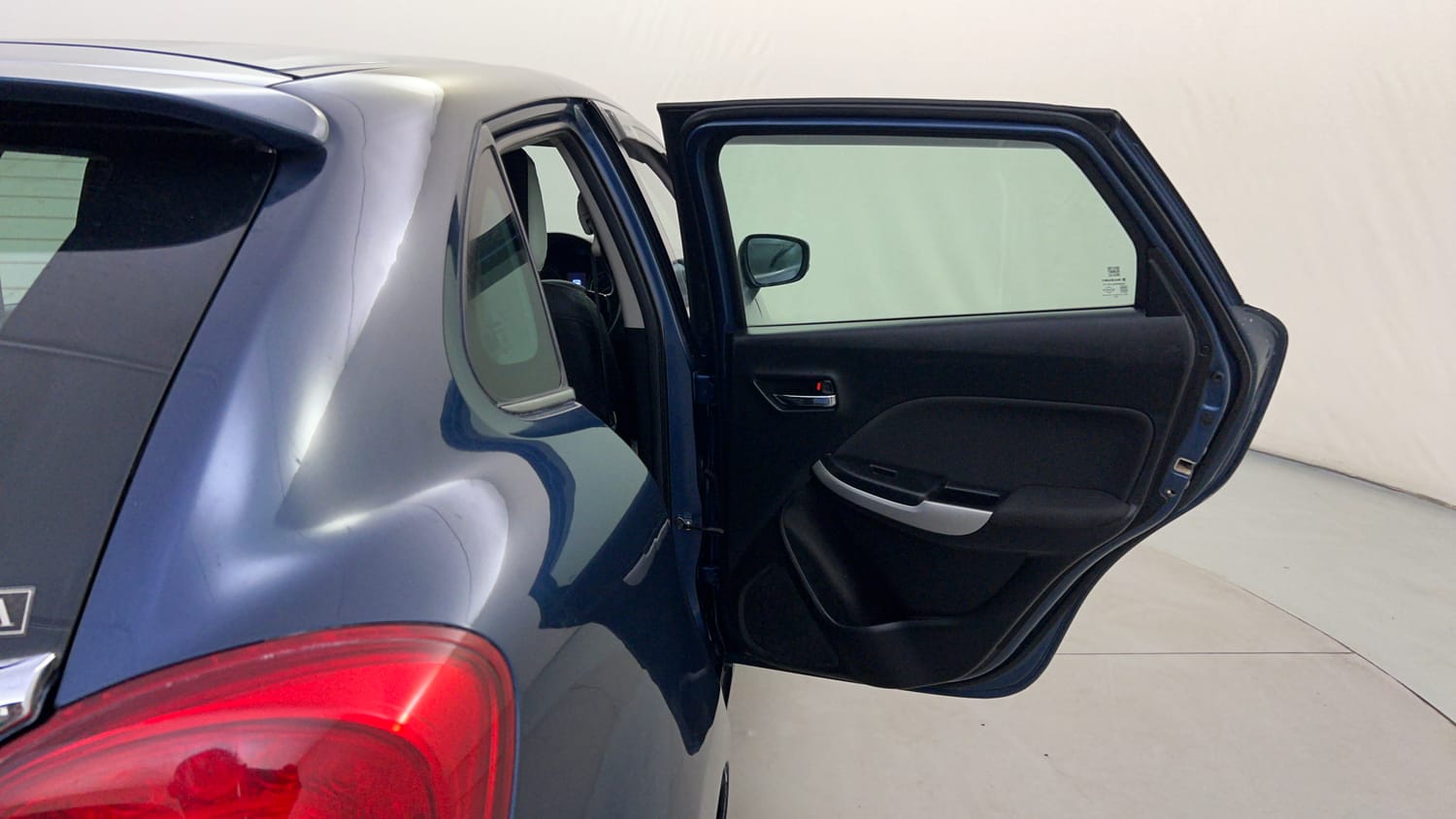 Used 2017 Maruti Suzuki Baleno Zeta 1.2 Petrol Manual interior RIGHT REAR DOOR OPEN VIEW