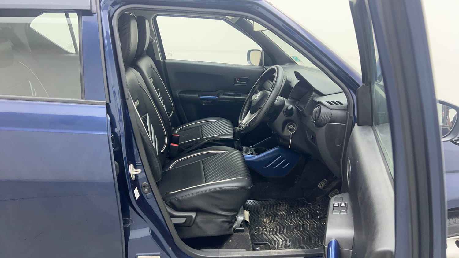 Used 2024 Maruti Suzuki Ignis Sigma 1.2 MT Petrol Manual interior RIGHT SIDE FRONT DOOR CABIN VIEW