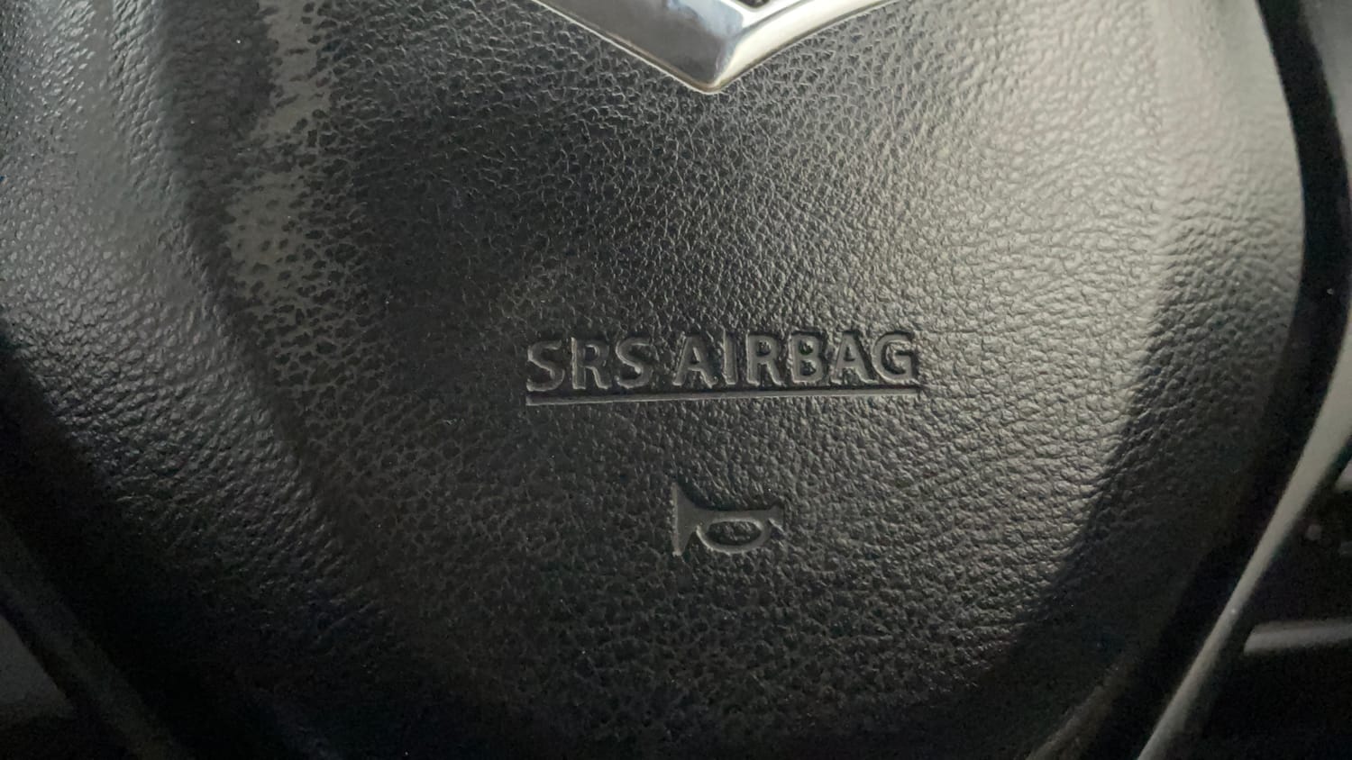 Used 2017 Maruti Suzuki Vitara Brezza LDi (O) Diesel Manual top_features Airbags