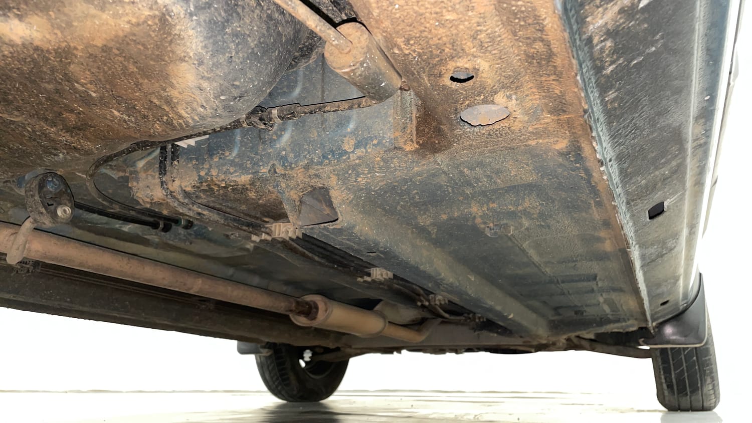 Used 2020 Renault Kwid CLIMBER 1.0 Opt Petrol Manual extra REAR RIGHT UNDERBODY VIEW