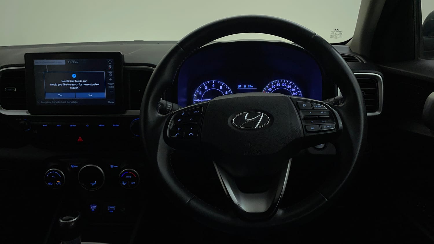 Used 2019 Hyundai Venue SX Plus 1.0 Turbo DCT Petrol Automatic interior STEERING VIEW