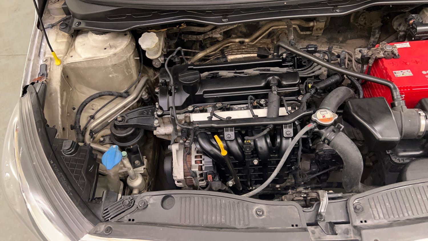 Used 2012 Hyundai i20 Asta 1.2 Petrol Manual engine ENGINE RIGHT SIDE VIEW