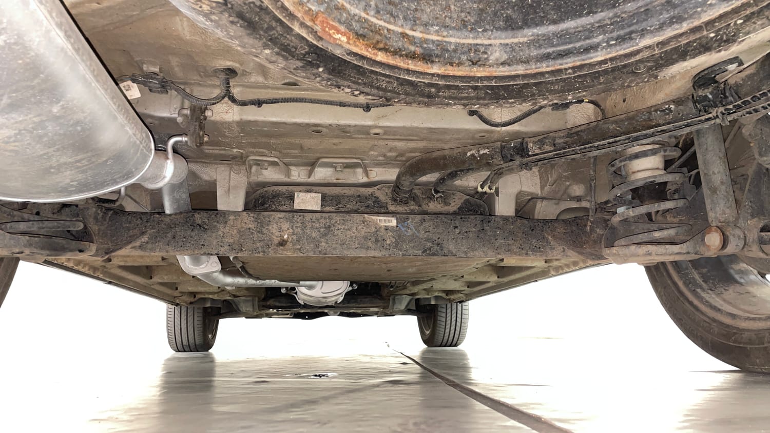 Used 2021 MG Motors Hector Sharp 1.5 Petrol CVT Petrol Automatic extra REAR UNDERBODY VIEW (TAKEN FROM REAR)