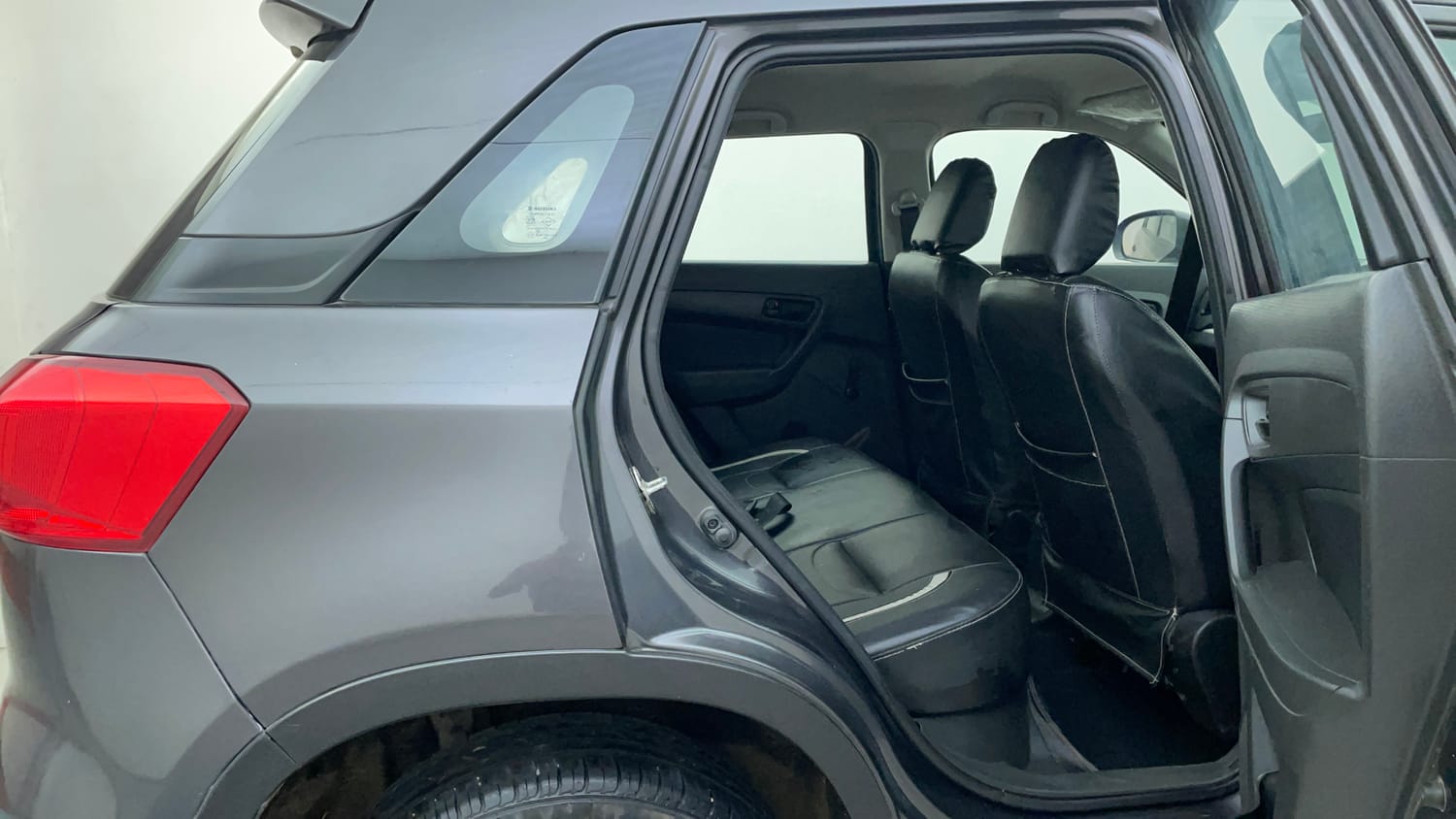 Used 2017 Maruti Suzuki Vitara Brezza LDi (O) Diesel Manual interior RIGHT SIDE REAR DOOR CABIN VIEW