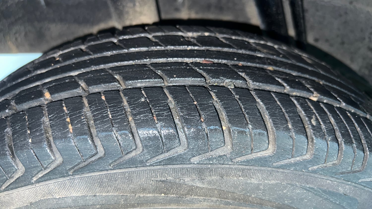 Used 2016 Renault Kwid RXT Petrol Manual tyres RIGHT REAR TYRE TREAD VIEW