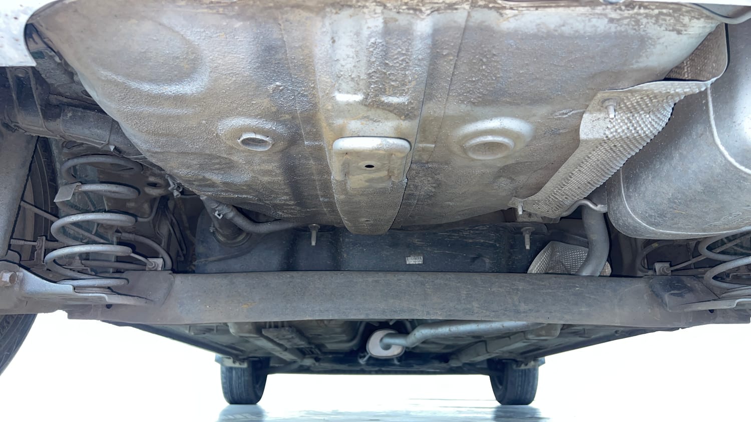 Used 2021 Hyundai Santro Asta AMT Petrol Automatic extra REAR UNDERBODY VIEW (TAKEN FROM REAR)