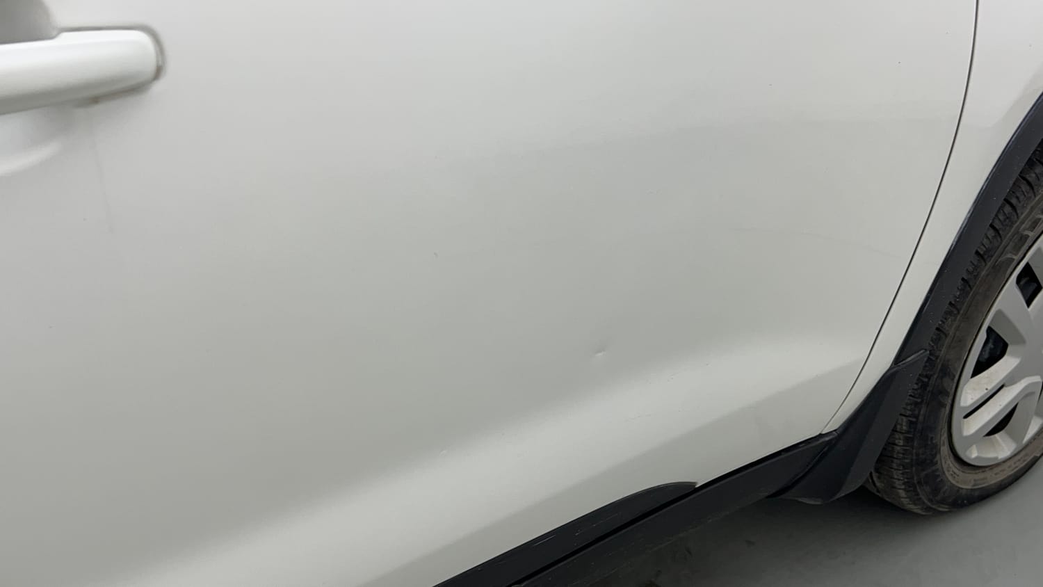 Used 2021 maruti-suzuki Vitara Brezza VXi Petrol Manual dents MINOR DENT
