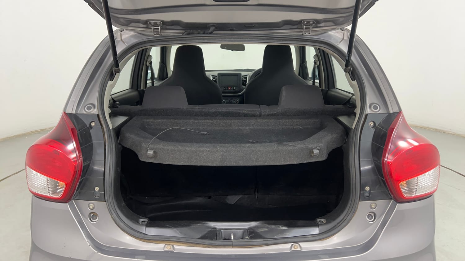 Used 2023 Maruti Suzuki Celerio VXi Petrol Manual interior DICKY INSIDE VIEW