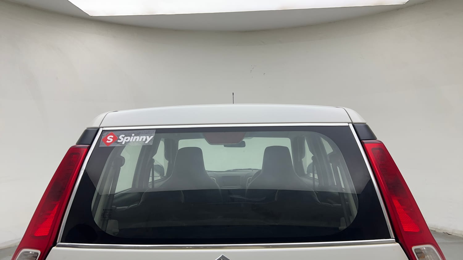 Used 2019 Maruti Suzuki Wagon R 1.0 LXi 1.0 Petrol Manual exterior BACK WINDSHIELD VIEW