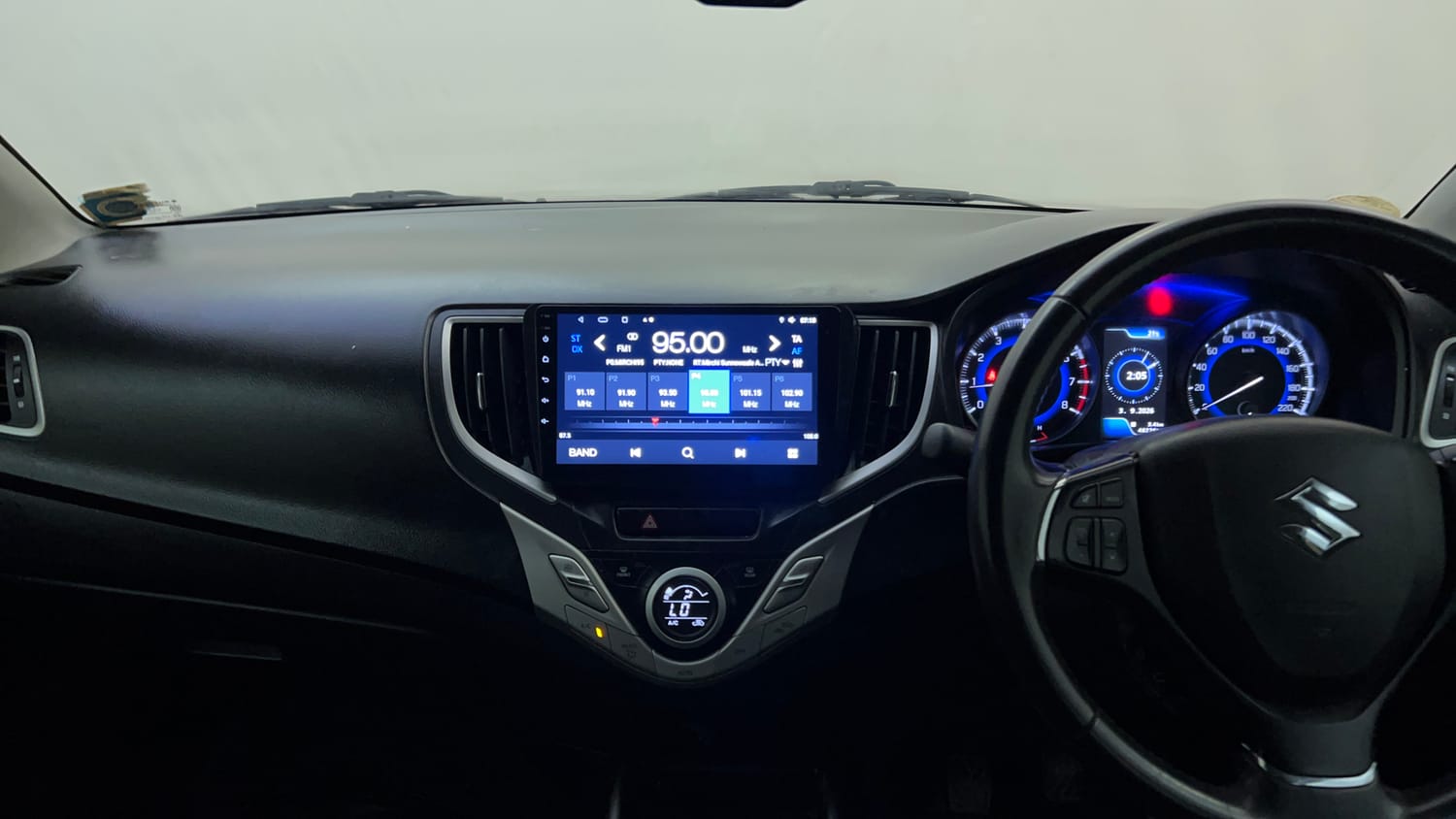 Used 2017 Maruti Suzuki Baleno Zeta 1.2 Petrol Manual interior MUSIC SYSTEM & AC CONTROL VIEW