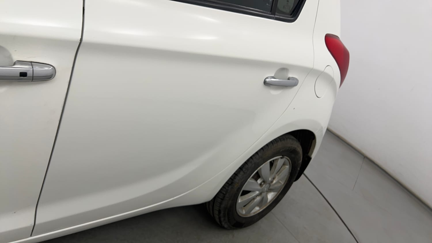 Used 2012 Hyundai i20 Asta 1.2 Petrol Manual dents MINOR SCRATCH
