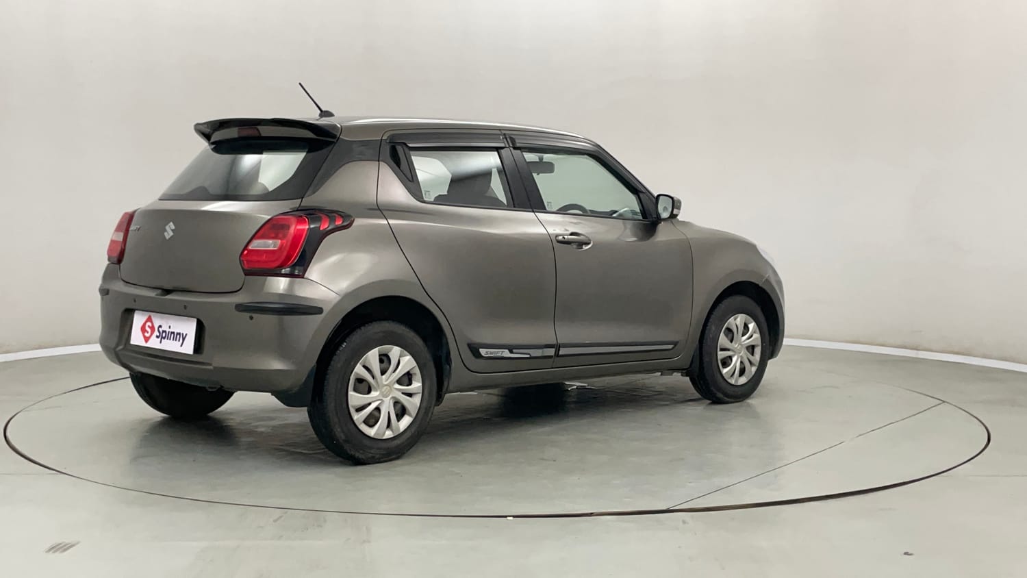 Used 2019 Maruti Suzuki Swift VXi AMT Petrol Automatic exterior RIGHT REAR CORNER VIEW