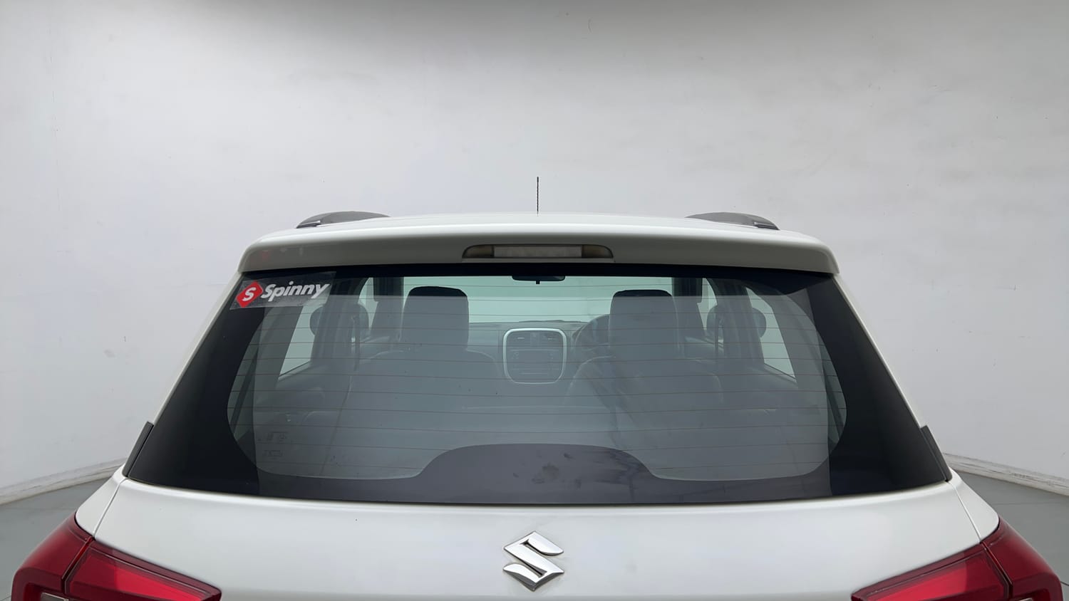 Used 2021 maruti-suzuki Vitara Brezza VXi Petrol Manual exterior BACK WINDSHIELD VIEW