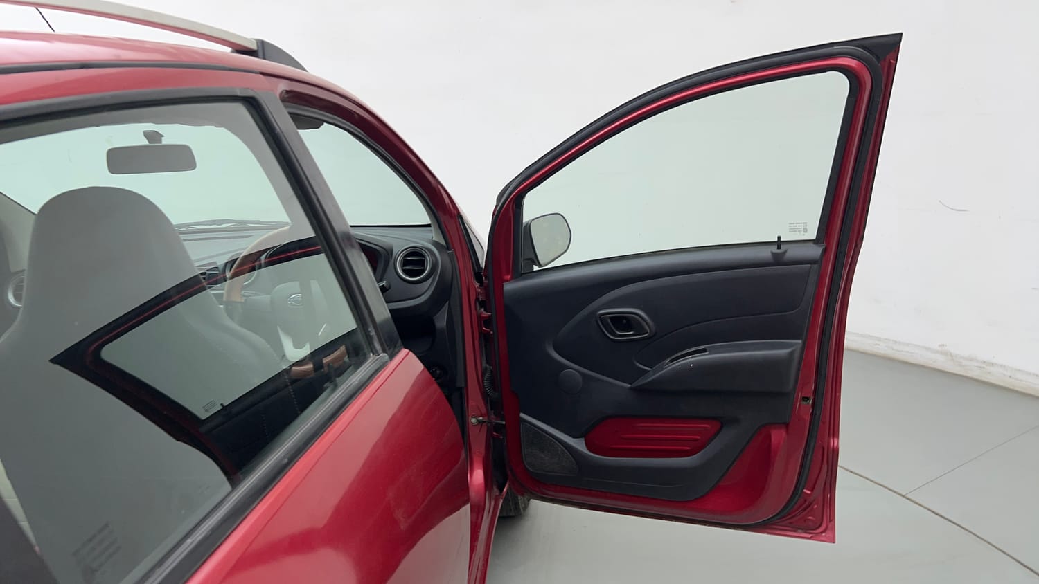 Used 2017 Datsun Redi-GO T (O) Petrol Manual interior RIGHT FRONT DOOR OPEN VIEW