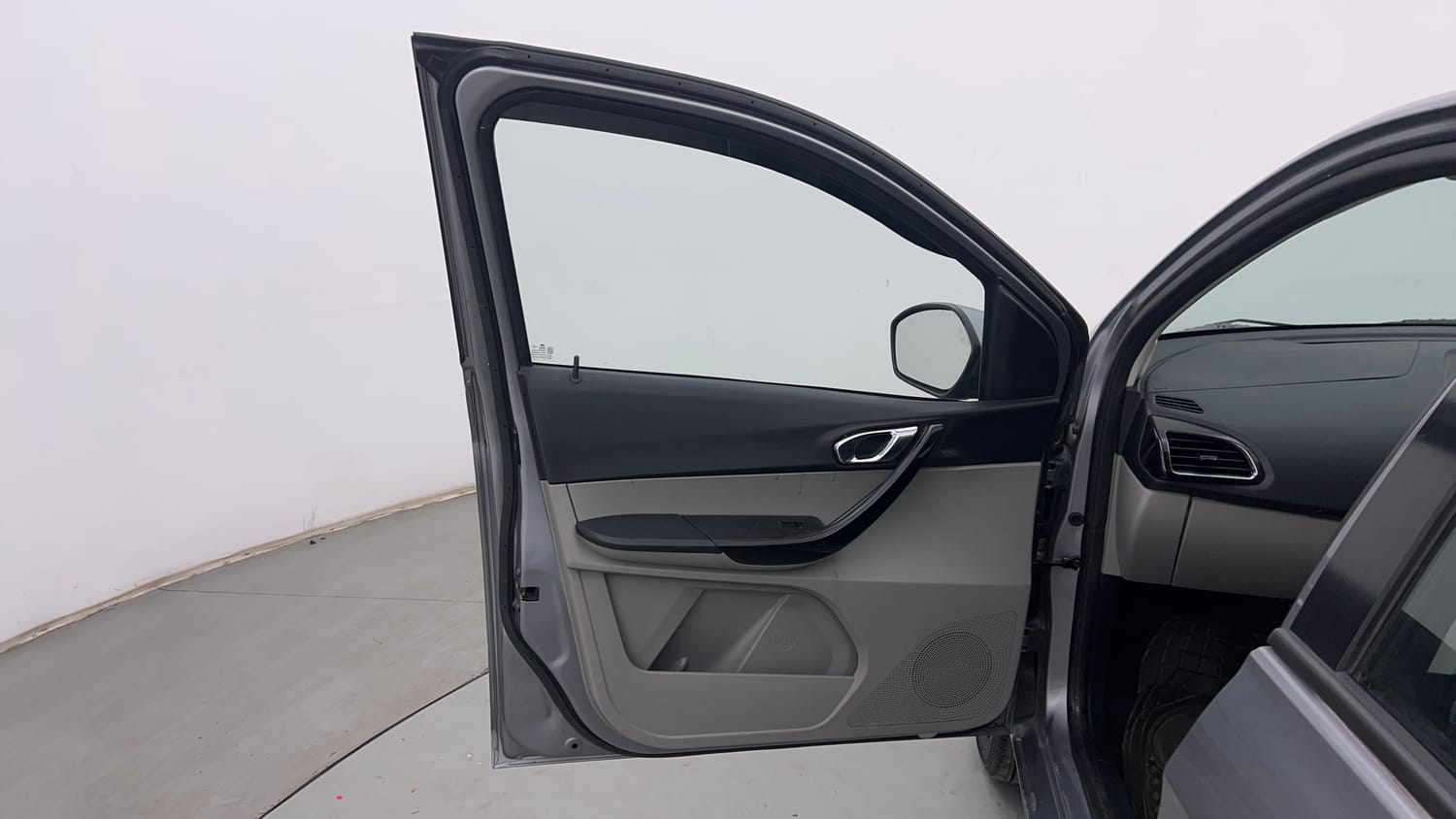 Used 2019 Tata Tiago Revotron XZ Petrol Manual interior LEFT FRONT DOOR OPEN VIEW