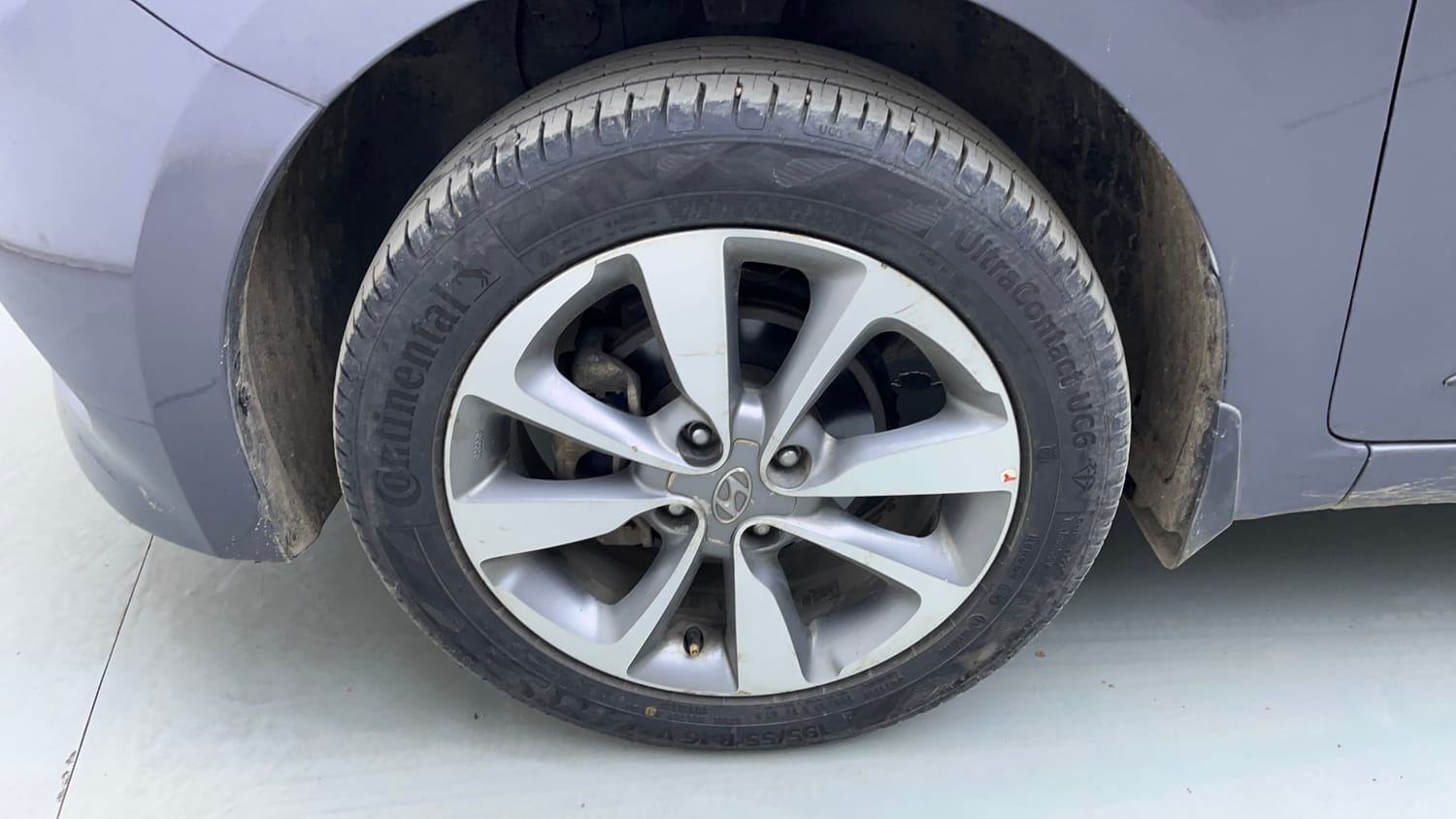 Used 2016 Hyundai Elite i20 Asta 1.2 Petrol Manual tyres LEFT FRONT TYRE RIM VIEW