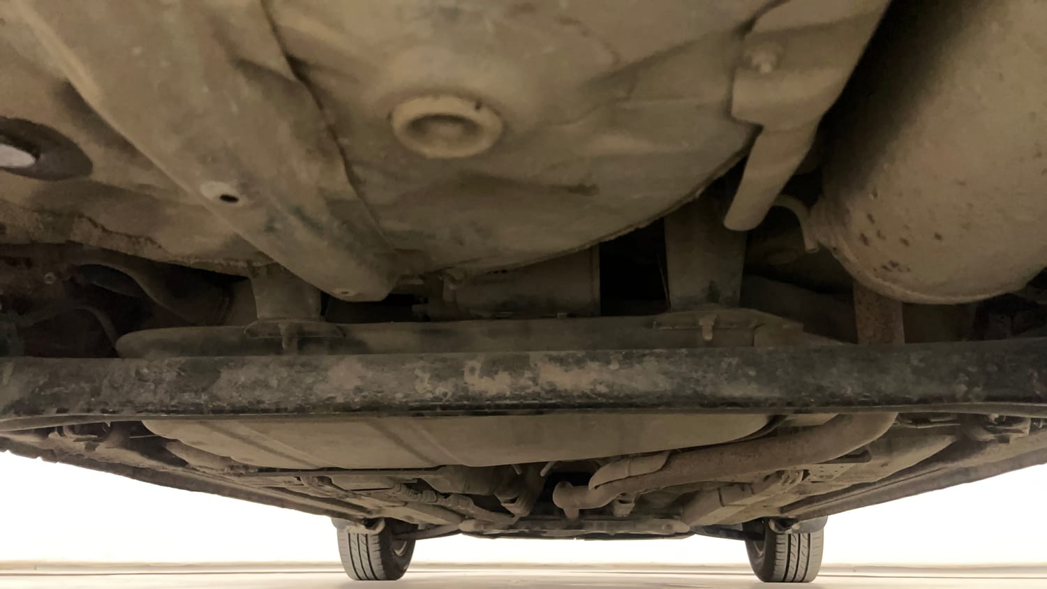Used 2012 Hyundai i20 Asta 1.2 Petrol Manual extra REAR UNDERBODY VIEW (TAKEN FROM REAR)