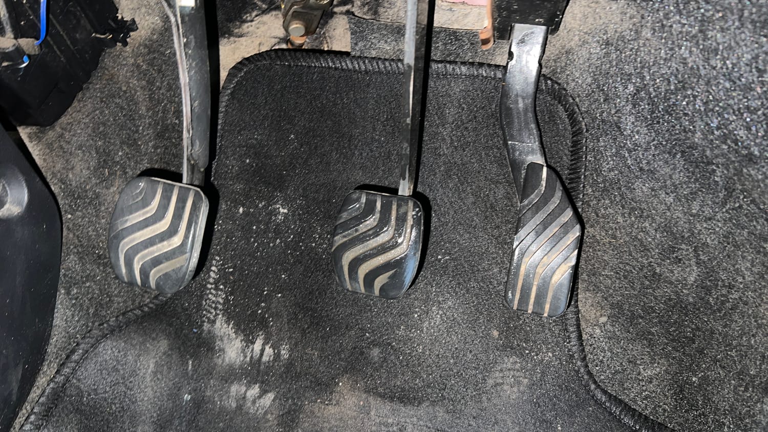 Used 2017 Datsun Redi-GO T (O) Petrol Manual interior PEDALS VIEW