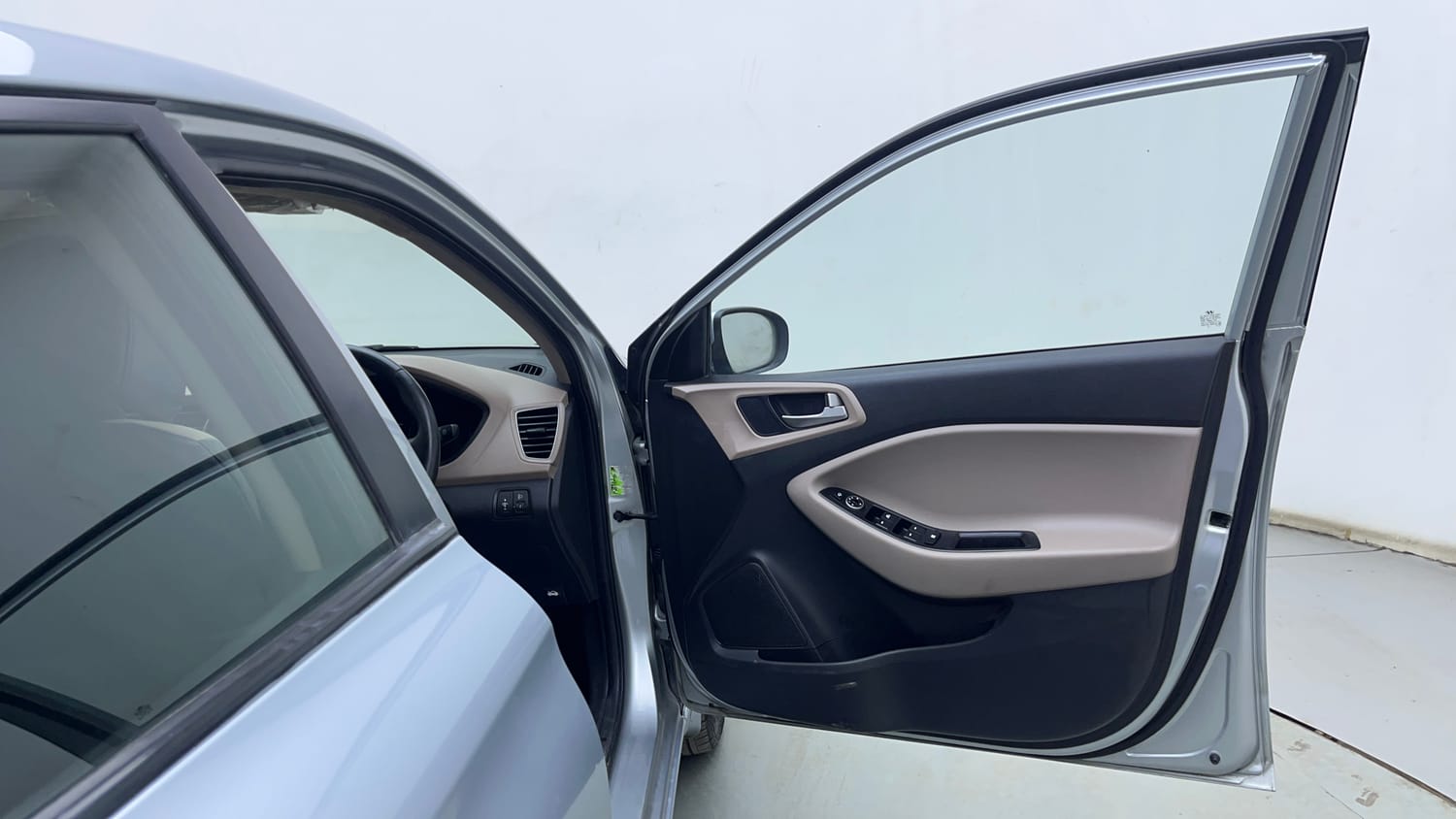 Used 2020 Hyundai Elite i20 Asta 1.2 (O) CVT Petrol Automatic interior RIGHT FRONT DOOR OPEN VIEW