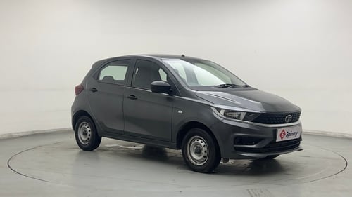Used 2024 Tata Tiago XE Petrol Manual exterior RIGHT FRONT CORNER VIEW