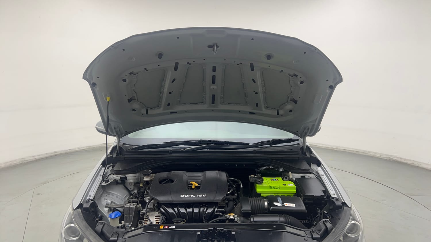 Used 2019 Hyundai Elantra 2.0 SX (O) AT Petrol Automatic engine ENGINE & BONNET OPEN FRONT VIEW