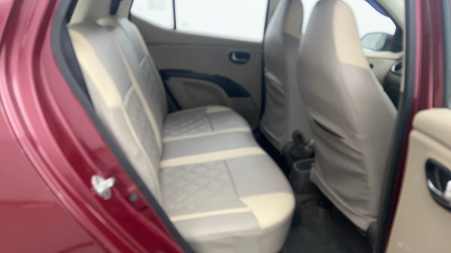 Used 2016 Hyundai i10 Sportz 1.1 iRDE2 Petrol Manual interior RIGHT SIDE REAR DOOR CABIN VIEW