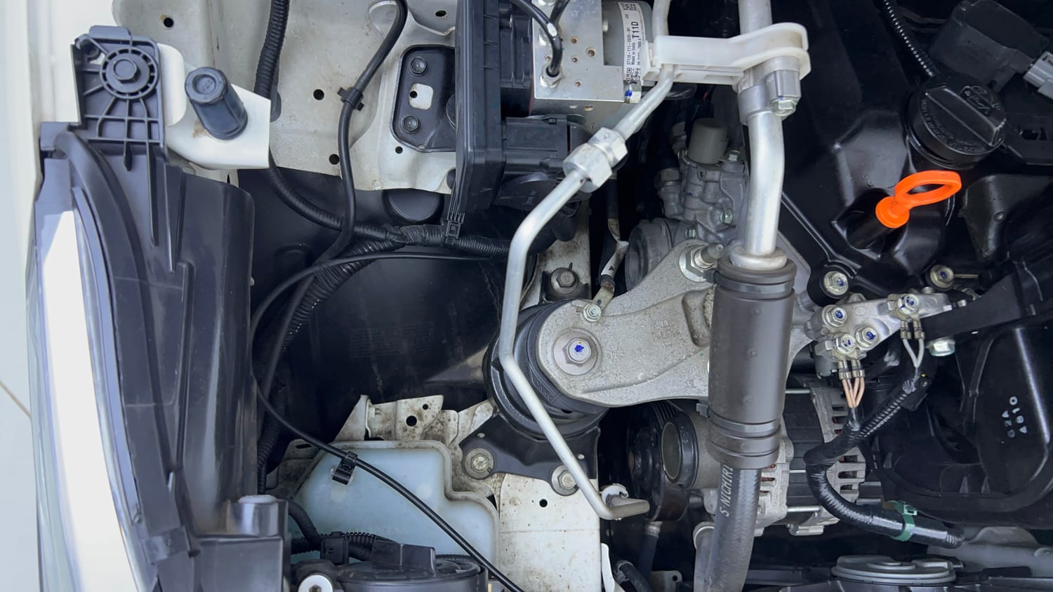 Used 2024 Honda City V Petrol CVT Petrol Automatic engine ENGINE RIGHT SIDE VIEW