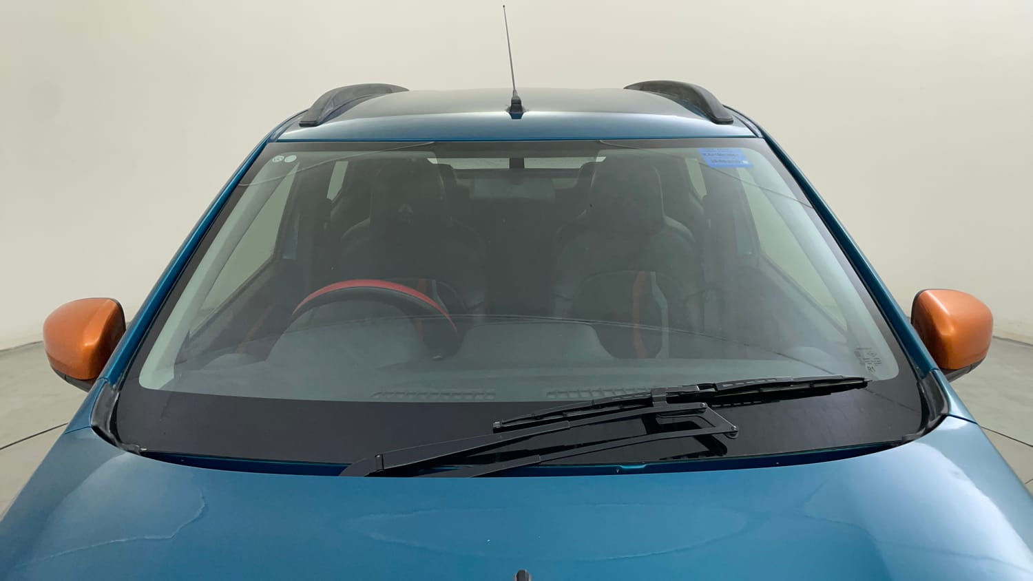 Used 2020 Renault Kwid CLIMBER 1.0 Opt Petrol Manual exterior FRONT WINDSHIELD VIEW