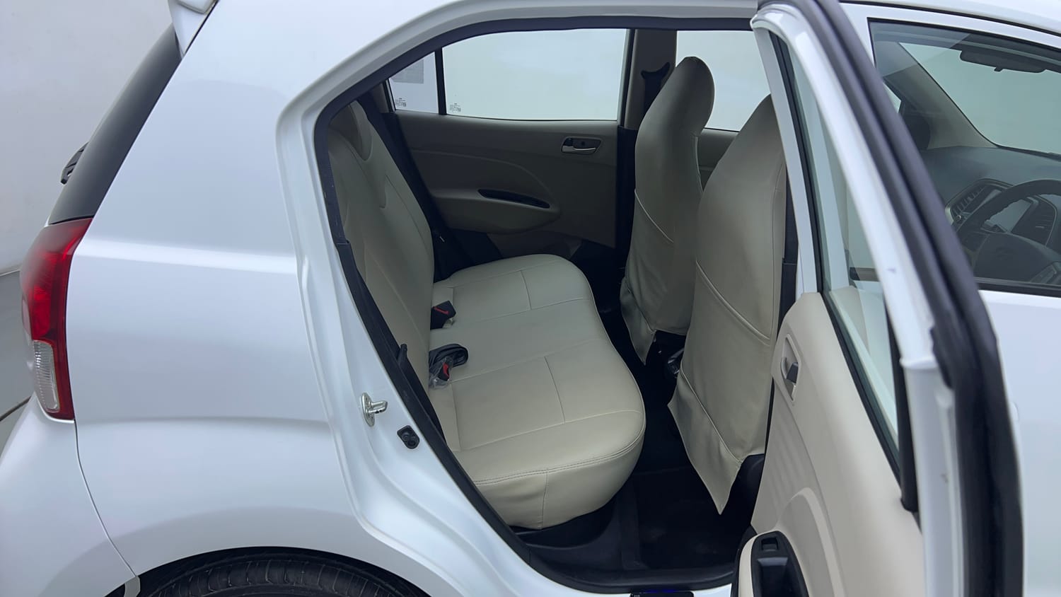 Used 2021 Hyundai Santro Asta AMT Petrol Automatic interior RIGHT SIDE REAR DOOR CABIN VIEW
