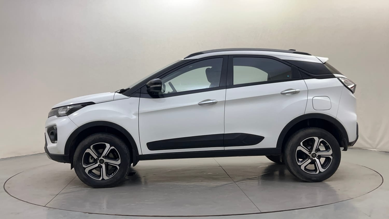 Used 2023 Tata Nexon XZA Plus Petrol Automatic exterior LEFT SIDE VIEW