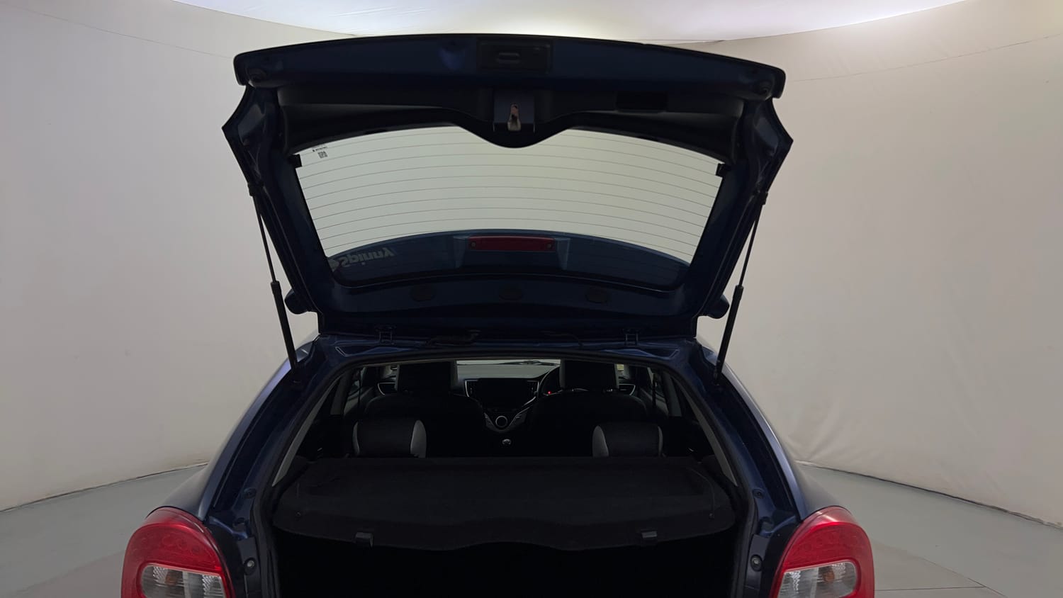 Used 2017 Maruti Suzuki Baleno Zeta 1.2 Petrol Manual interior DICKY DOOR OPEN VIEW