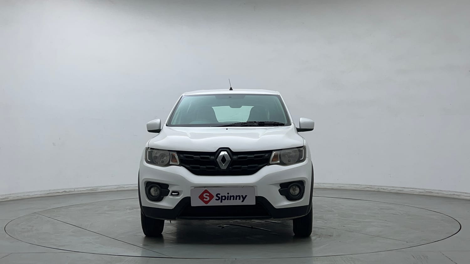 Used 2018 Renault Kwid 1.0 RXT Petrol Manual exterior FRONT VIEW