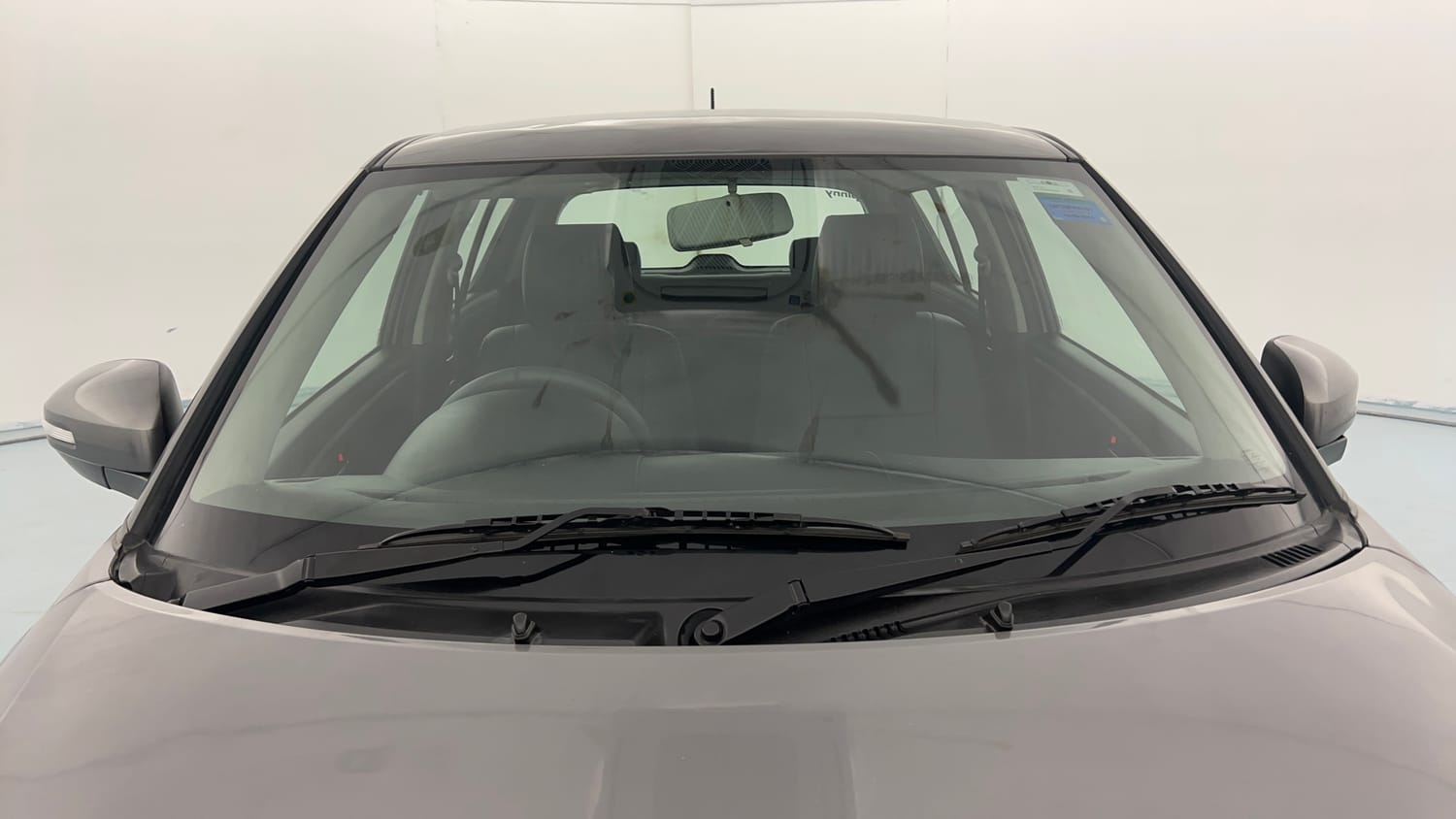 Used 2014 Maruti Suzuki Swift VXi Petrol Manual exterior FRONT WINDSHIELD VIEW