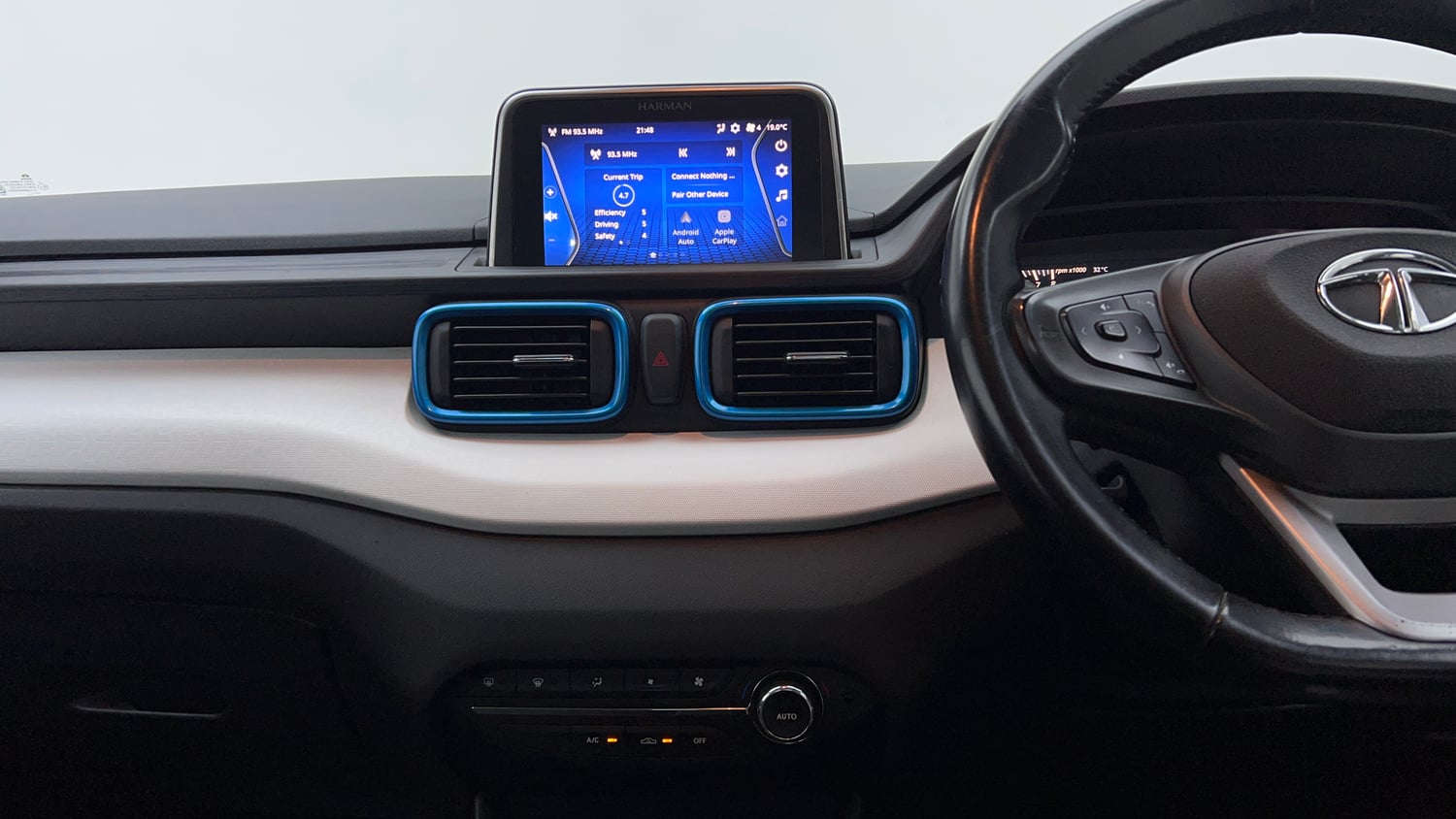 Used 2023 Tata Punch Creative AMT Petrol Automatic interior MUSIC SYSTEM & AC CONTROL VIEW