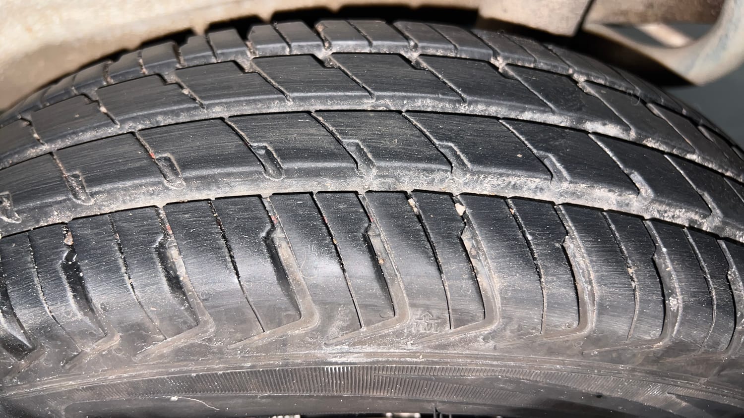 Used 2024 Maruti Suzuki Alto K10 VXi Plus AGS Petrol Automatic tyres LEFT REAR TYRE TREAD VIEW