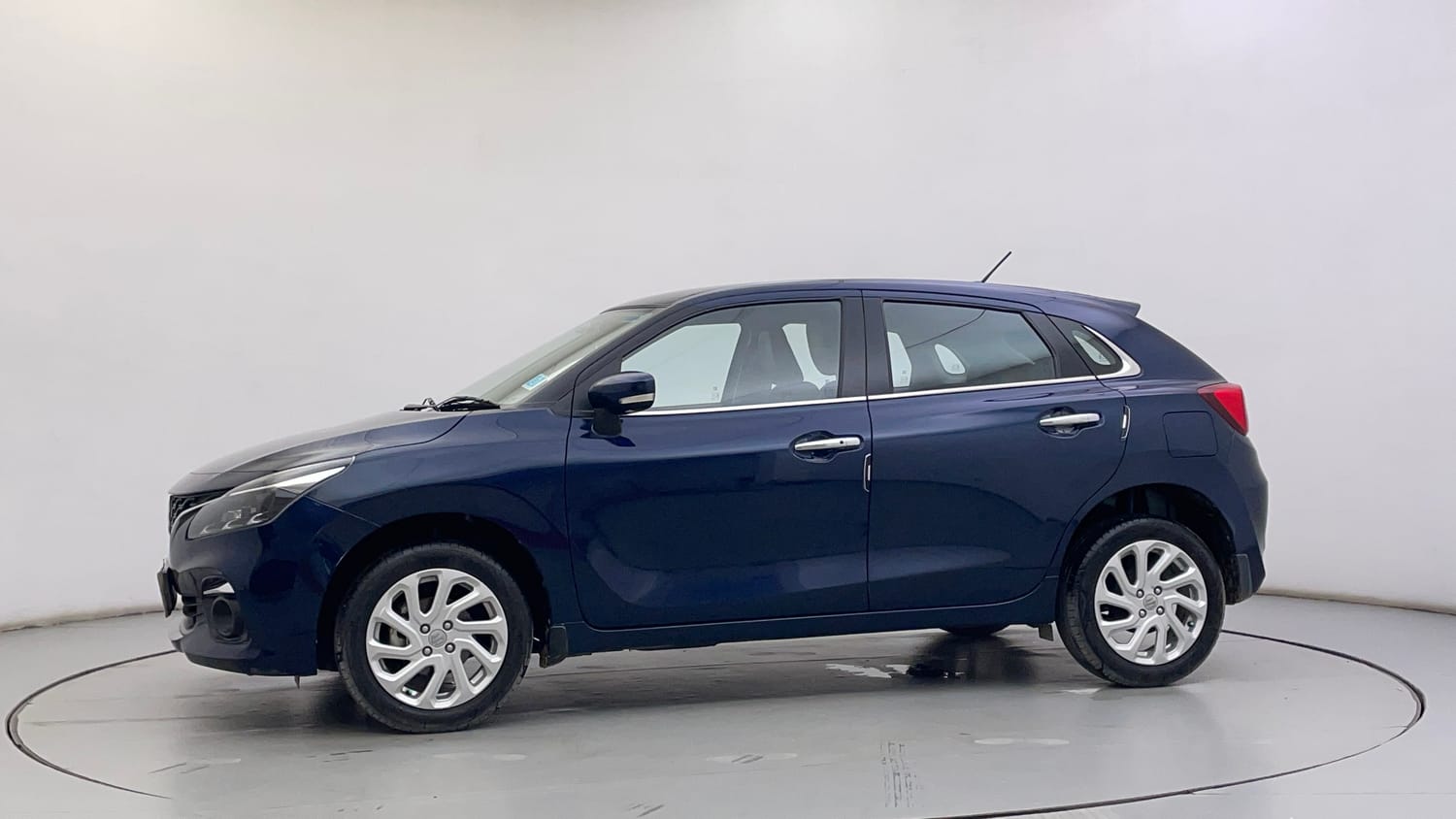 Used 2024 Maruti Suzuki Baleno Zeta AGS Petrol Automatic exterior LEFT SIDE VIEW
