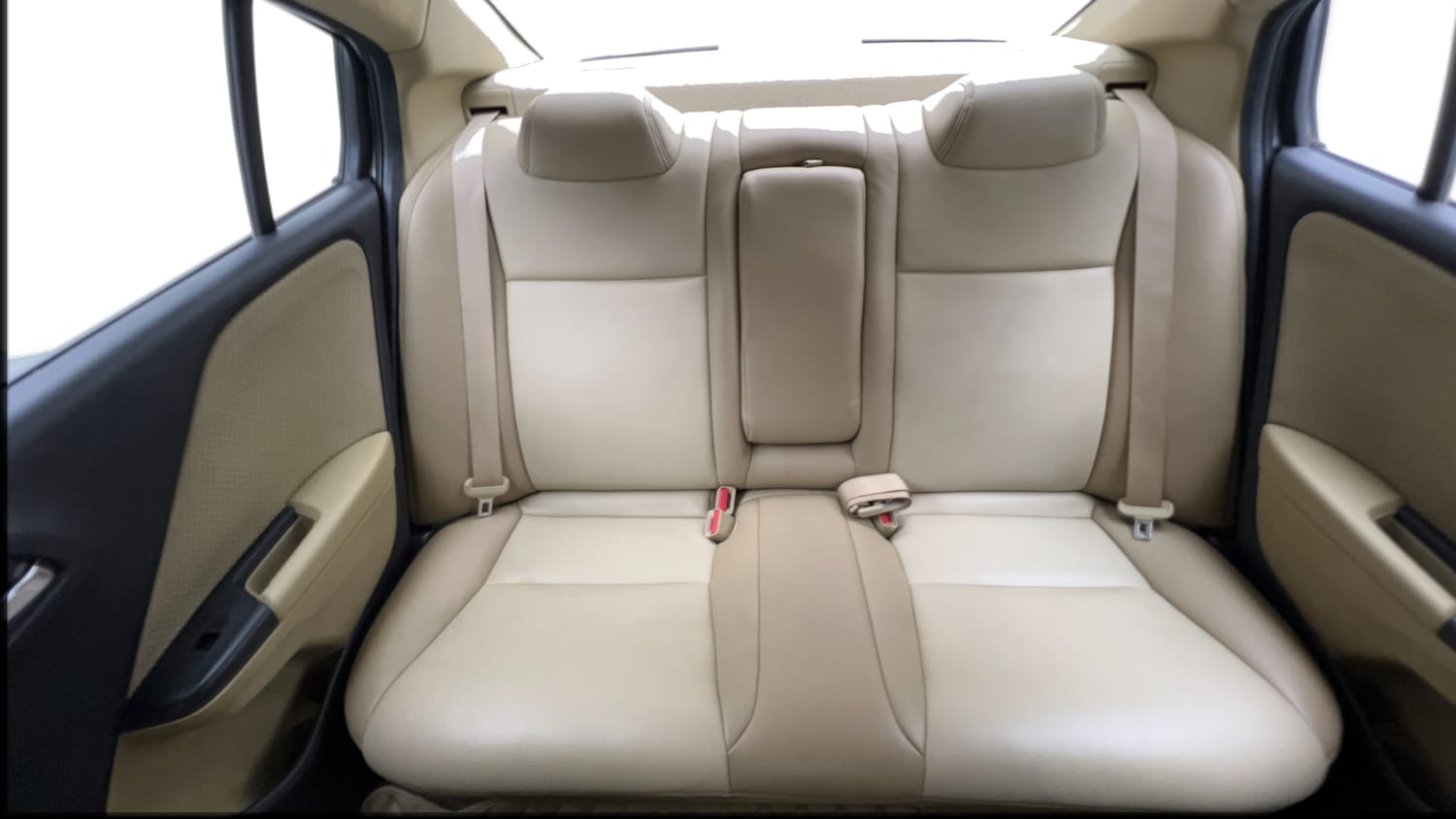 Used 2022 Honda City 4th Generation V Petrol Petrol Manual interior REAR SEAT CONDITION VIEW
