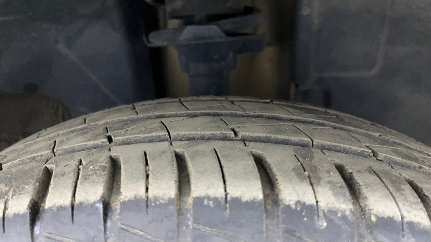 Used 2022 Renault Kwid CLIMBER AMT Petrol Automatic tyres RIGHT FRONT TYRE TREAD VIEW