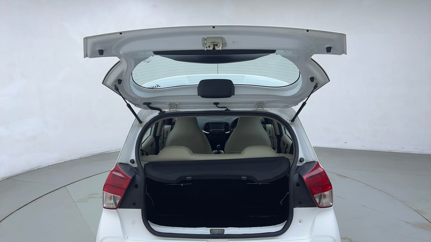 Used 2021 Hyundai Santro Asta AMT Petrol Automatic interior DICKY DOOR OPEN VIEW