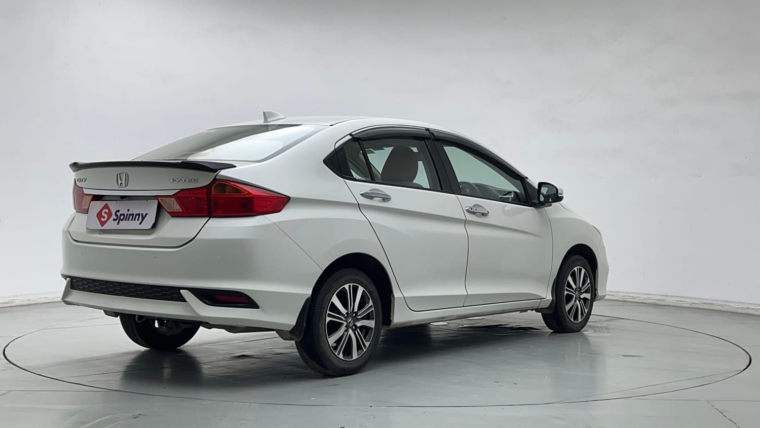 Used 2022 Honda City 4th Generation V Petrol Petrol Manual exterior RIGHT REAR CORNER VIEW
